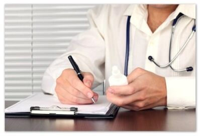 Il medico prescrive il farmaco